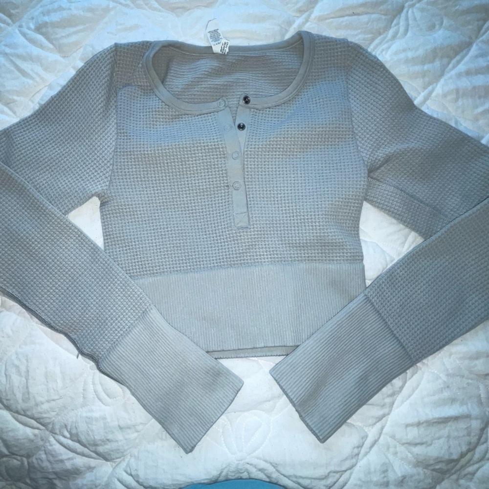Aerie Gray Waffle Knit Cropped Longsleeve